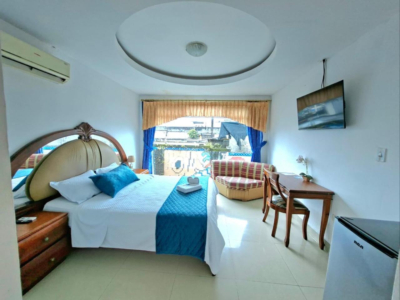 La Cascada Hotel 4*