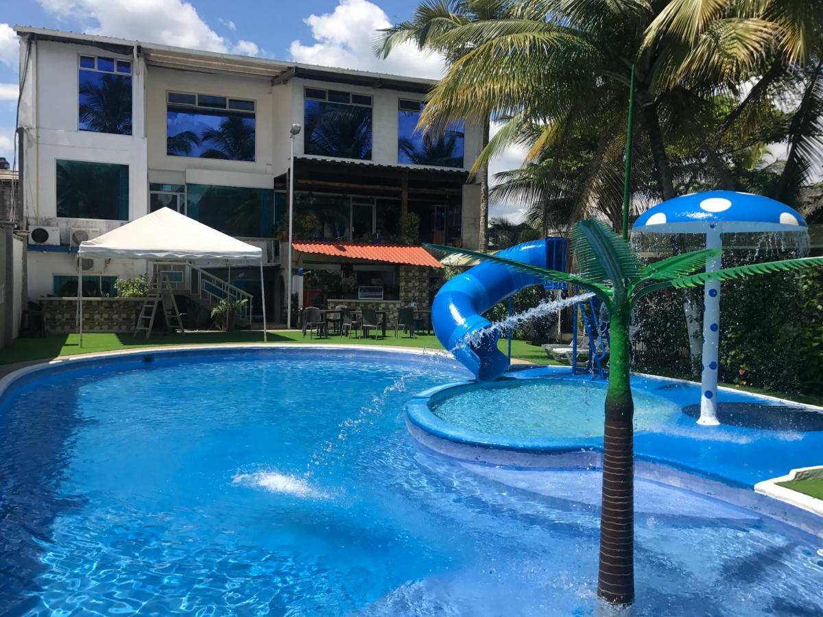 La Cascada Hotel Nueva Loja